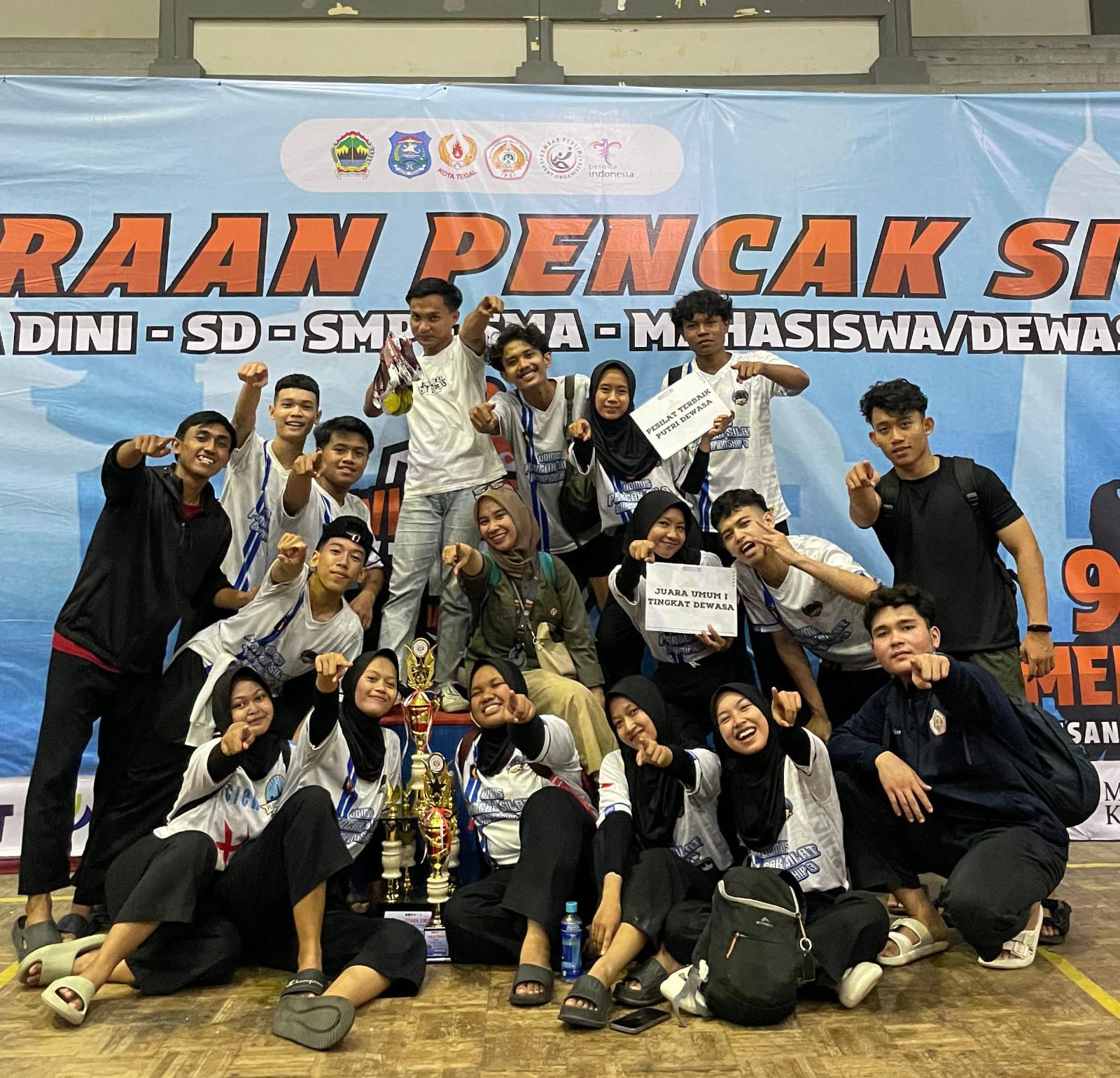 Juara Umum 1 Kategori Dewasa
